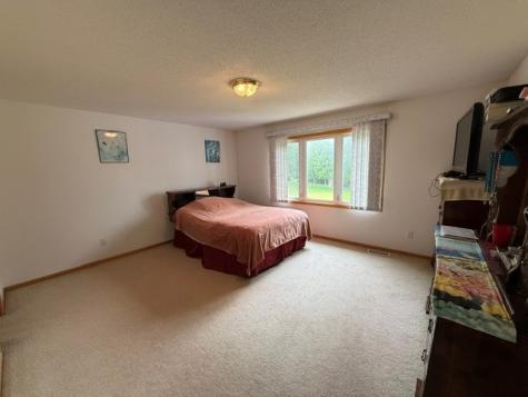 1000 White Ivy Place NE Cedar Rapids IA 52402