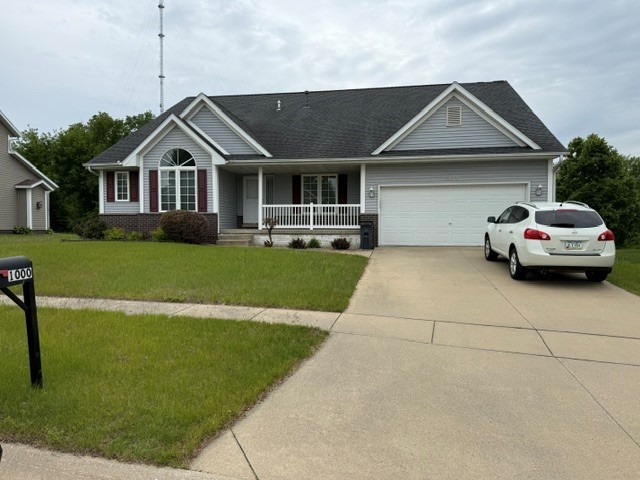1000 White Ivy Place NE Cedar Rapids IA 52402