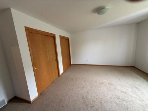 1000 White Ivy Place NE Cedar Rapids IA 52402