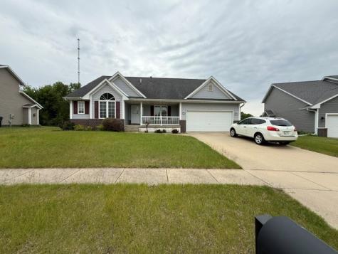 1000 White Ivy Place NE Cedar Rapids IA 52402