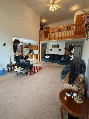 1000 White Ivy Place NE Cedar Rapids IA 52402