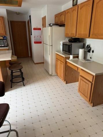 1000 White Ivy Place NE Cedar Rapids IA 52402