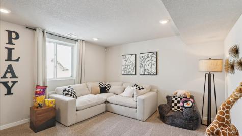 9701 Brighton Way SW Cedar Rapids IA 52404