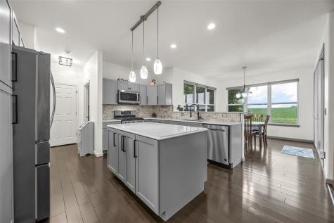 3102 Falcon View Court SW Cedar Rapids IA 52404