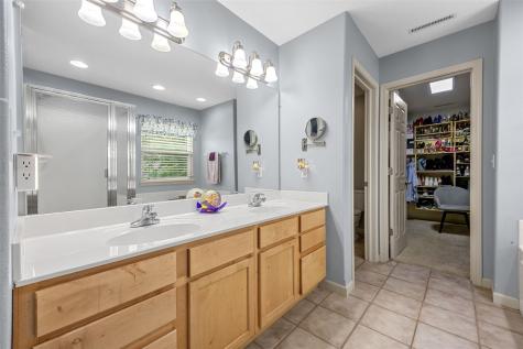 3102 Falcon View Court SW Cedar Rapids IA 52404