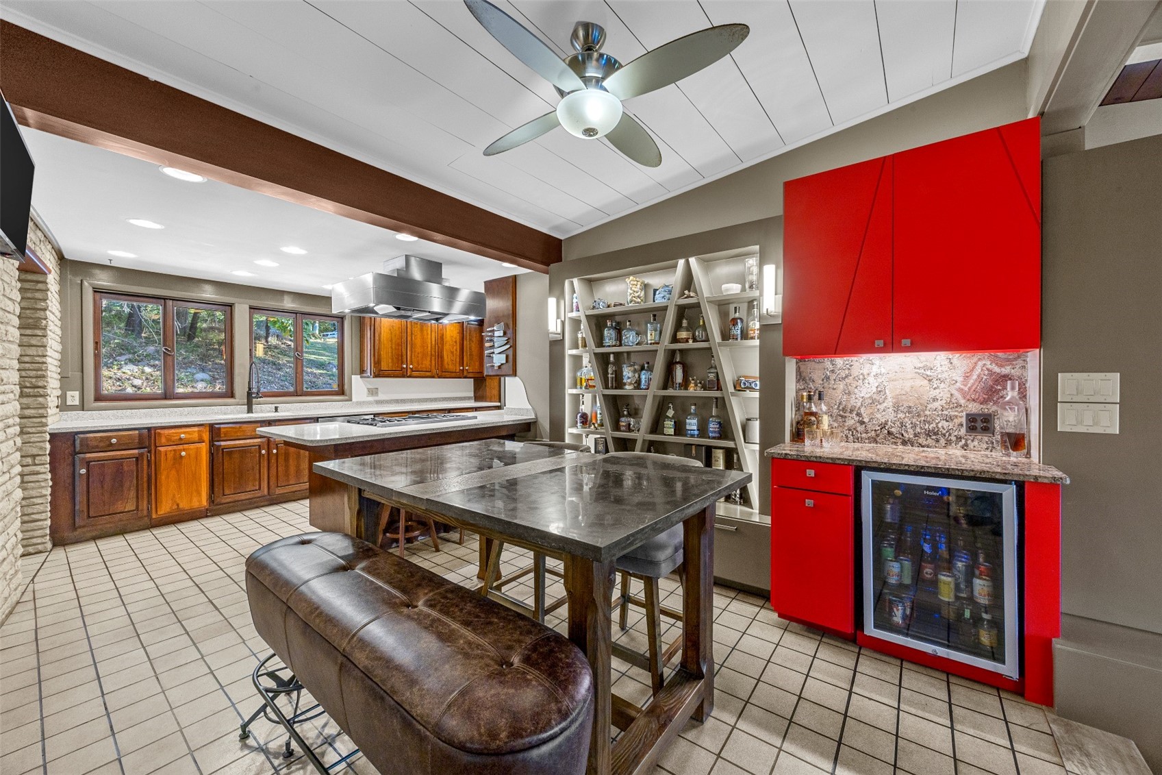 2404 Indian Hill Road SE Cedar Rapids IA 52403