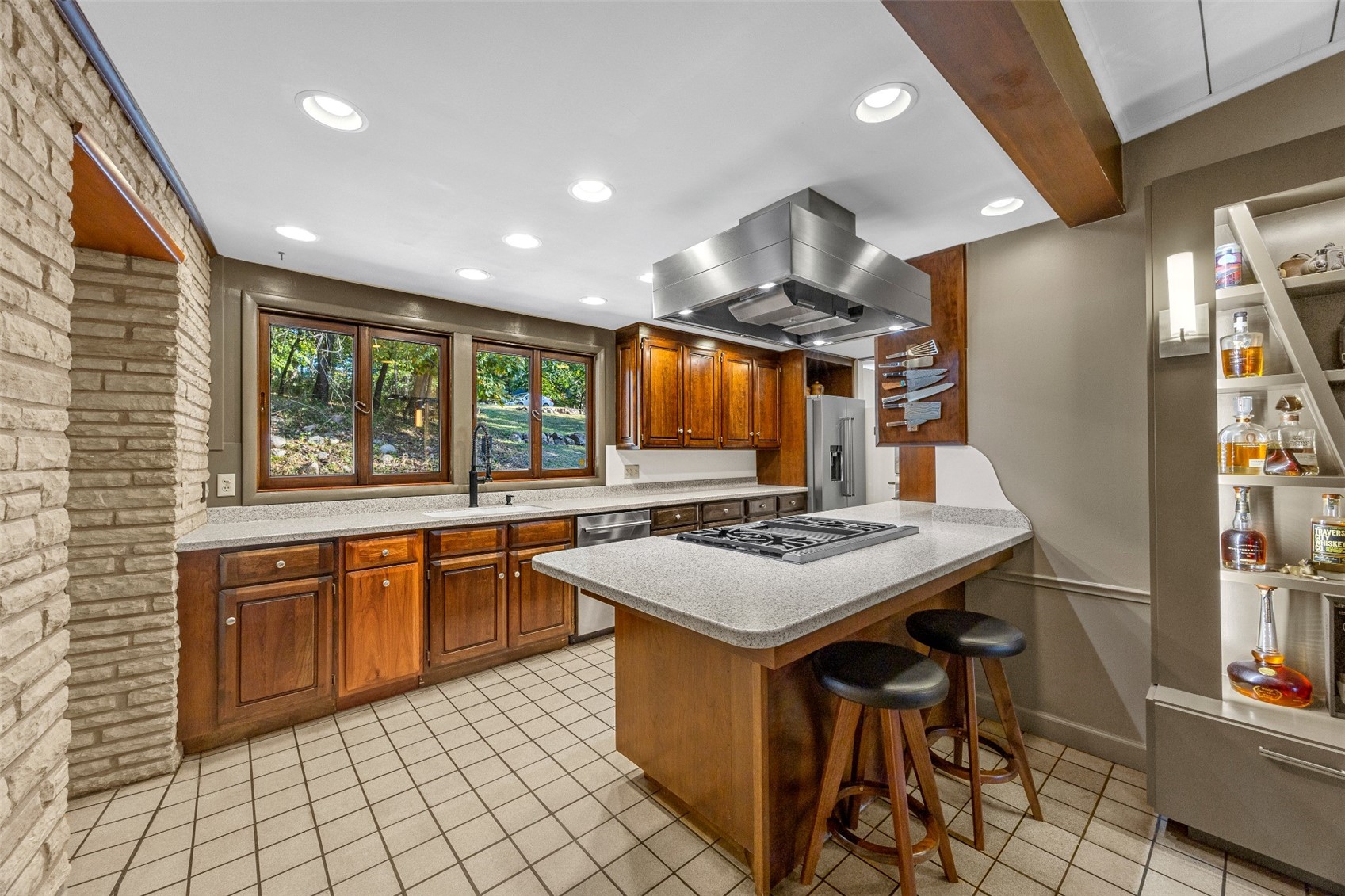 2404 Indian Hill Road SE Cedar Rapids IA 52403