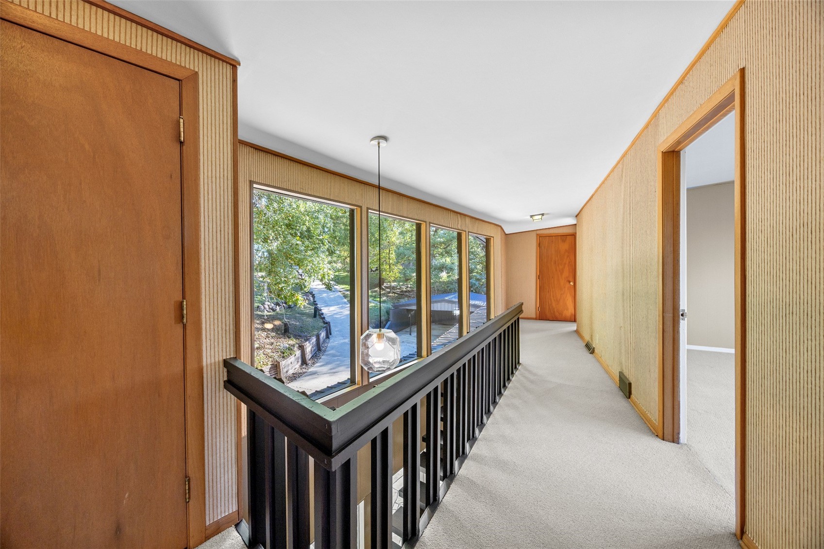 2404 Indian Hill Road SE Cedar Rapids IA 52403