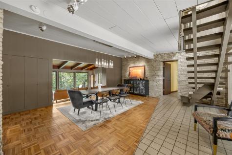 2404 Indian Hill Road SE Cedar Rapids IA 52403