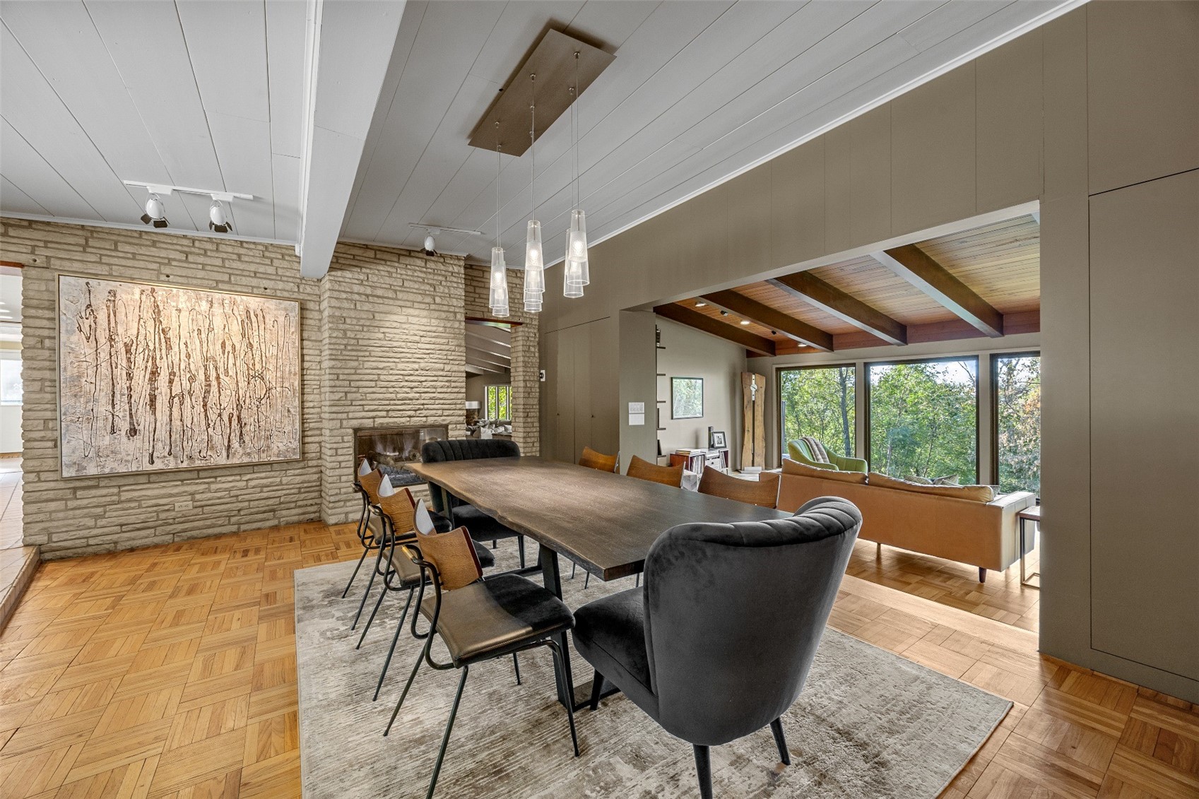 2404 Indian Hill Road SE Cedar Rapids IA 52403