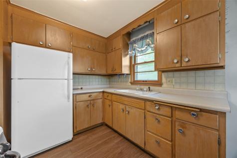 1311 Main Street Ely IA 52227