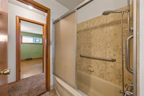 1311 Main Street Ely IA 52227