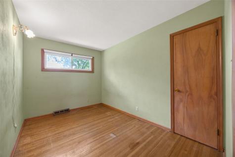 1311 Main Street Ely IA 52227