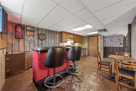 1311 Main Street Ely IA 52227