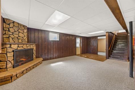 1311 Main Street Ely IA 52227