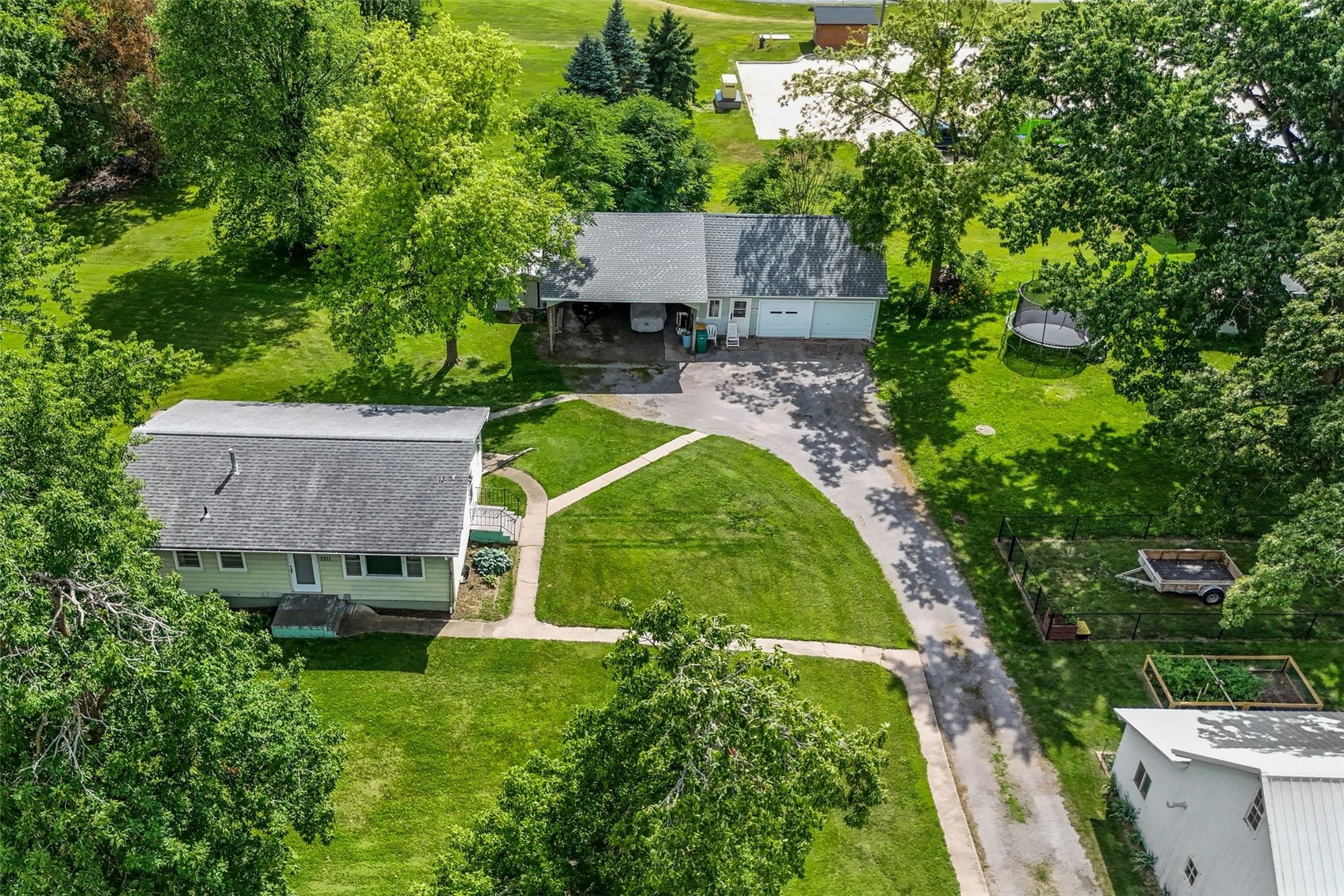 1311 Main Street Ely IA 52227