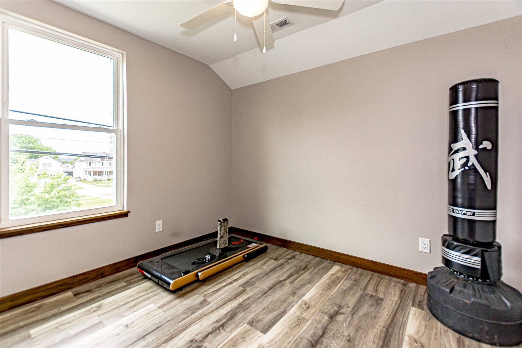 110 14th Street NW Cedar Rapids IA 52405