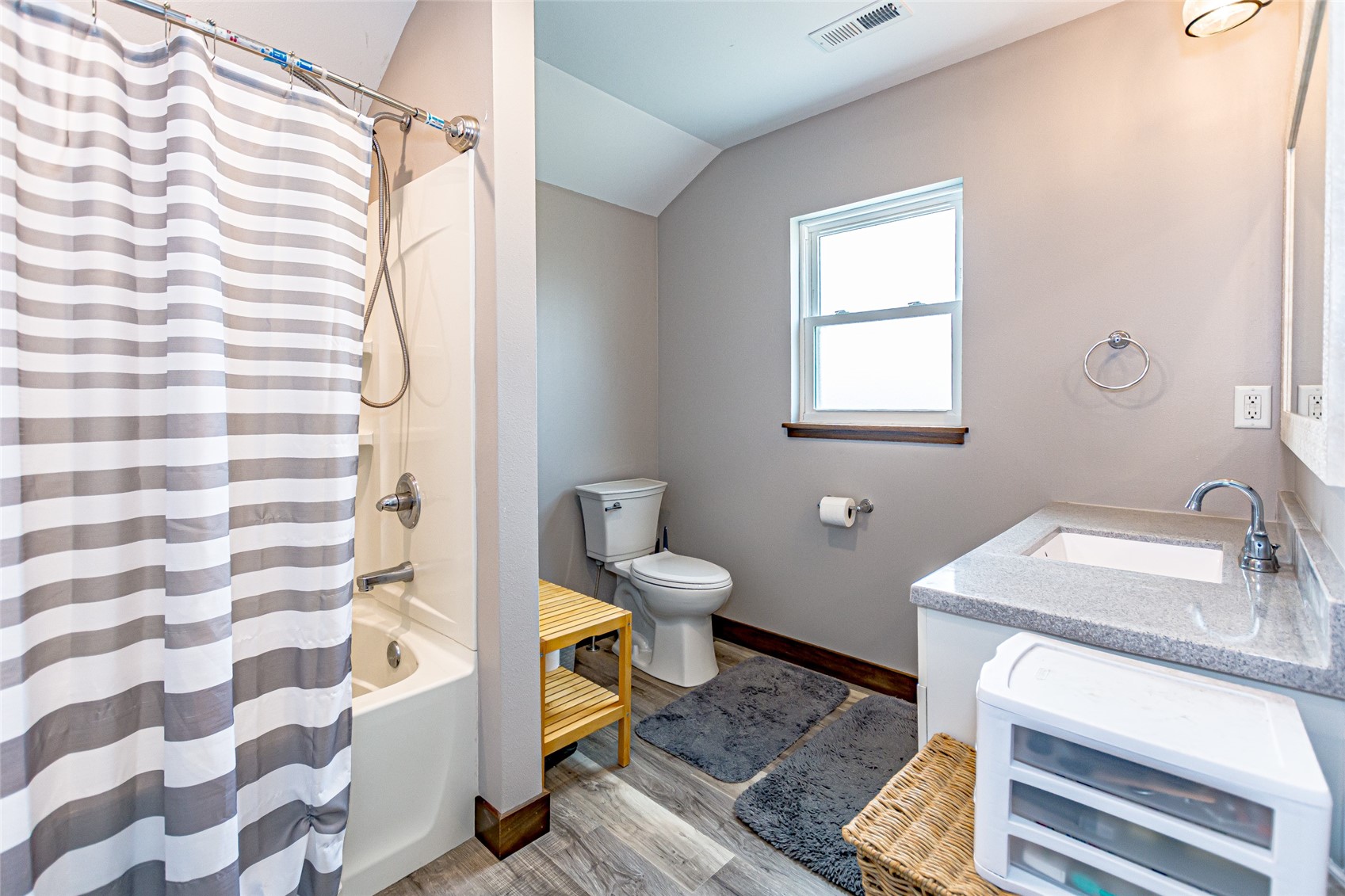 110 14th Street NW Cedar Rapids IA 52405
