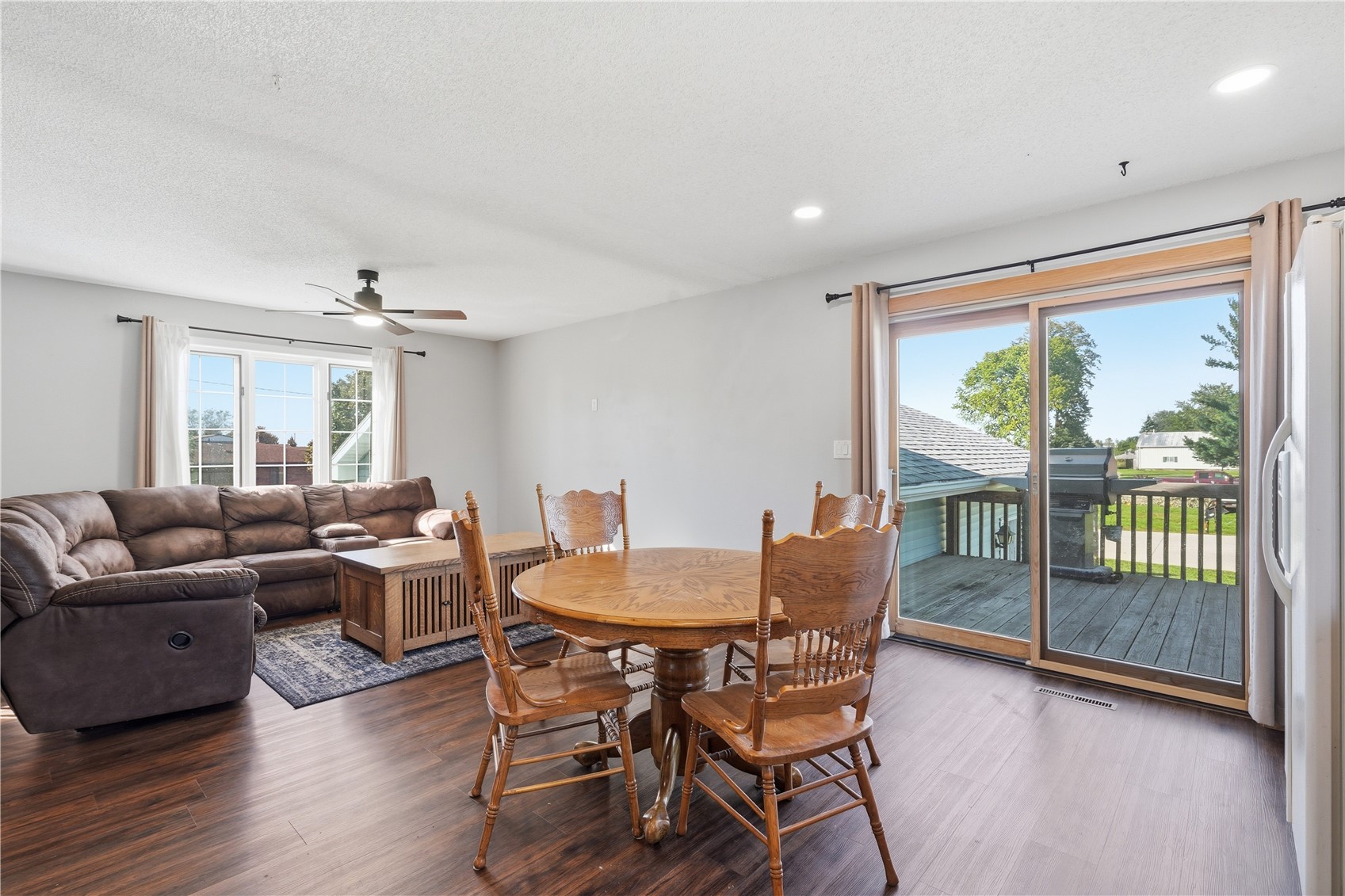 236 Walnut Street Lisbon IA 52253