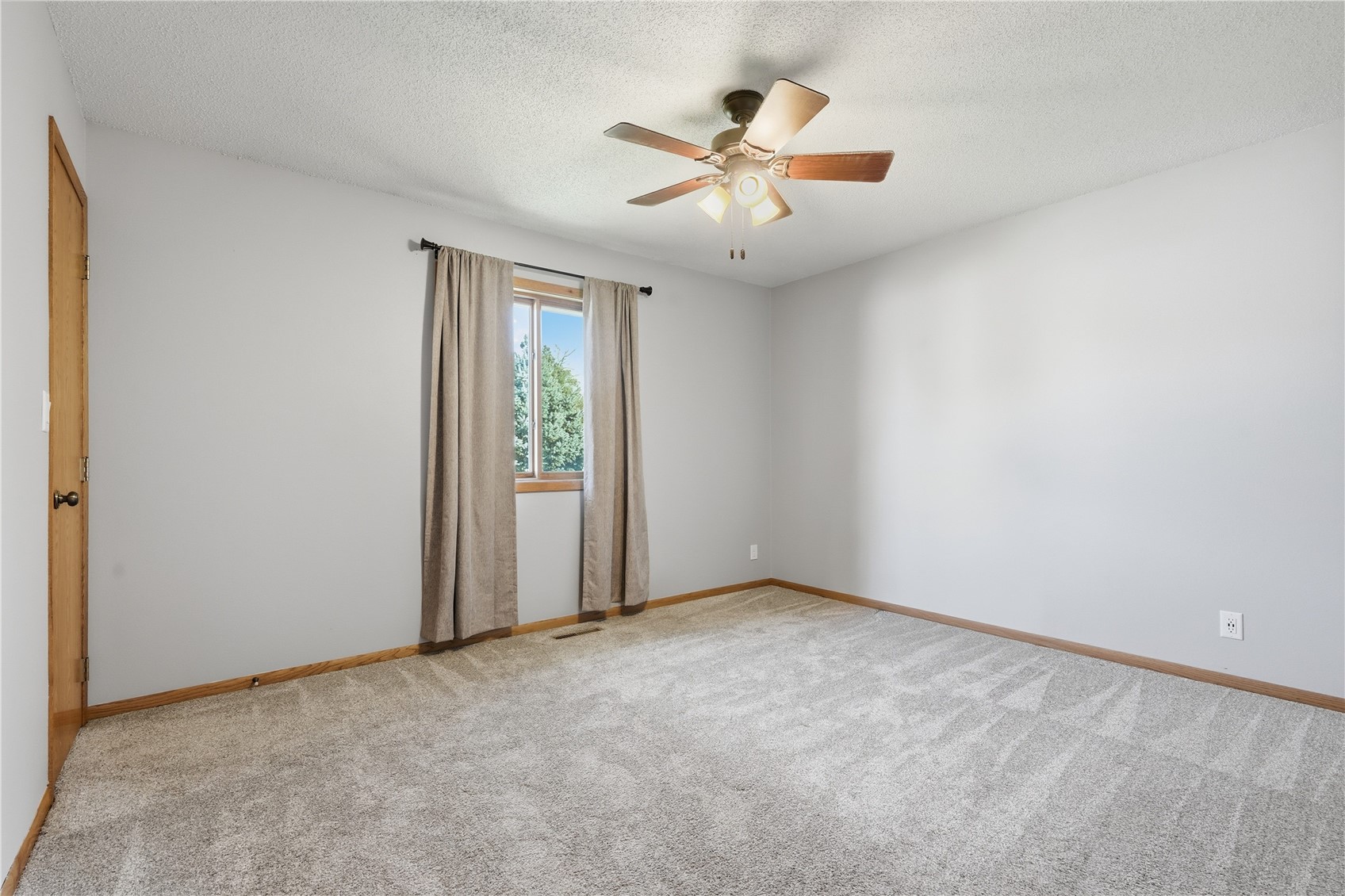 236 Walnut Street Lisbon IA 52253