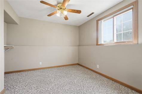 236 Walnut Street Lisbon IA 52253