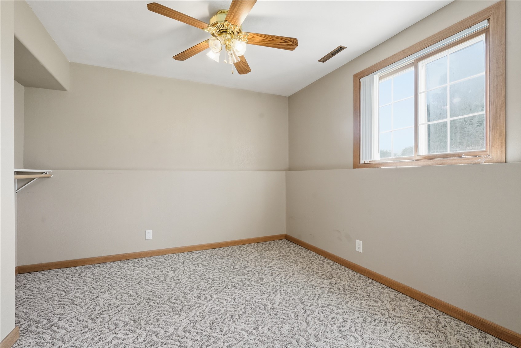 236 Walnut Street Lisbon IA 52253