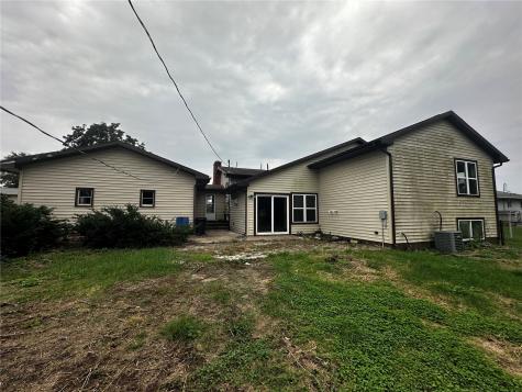 300 1st W Newhall IA 52315