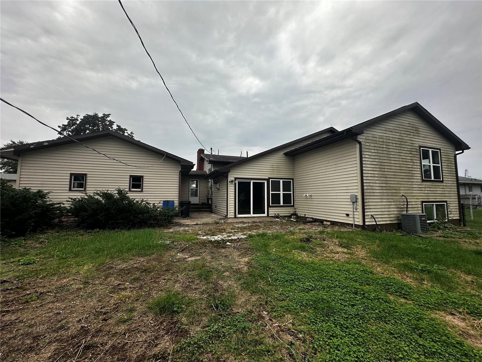 300 1st W Newhall IA 52315
