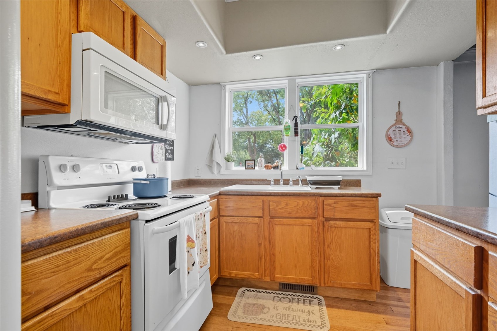 828 8th Avenue SW Cedar Rapids IA 52404