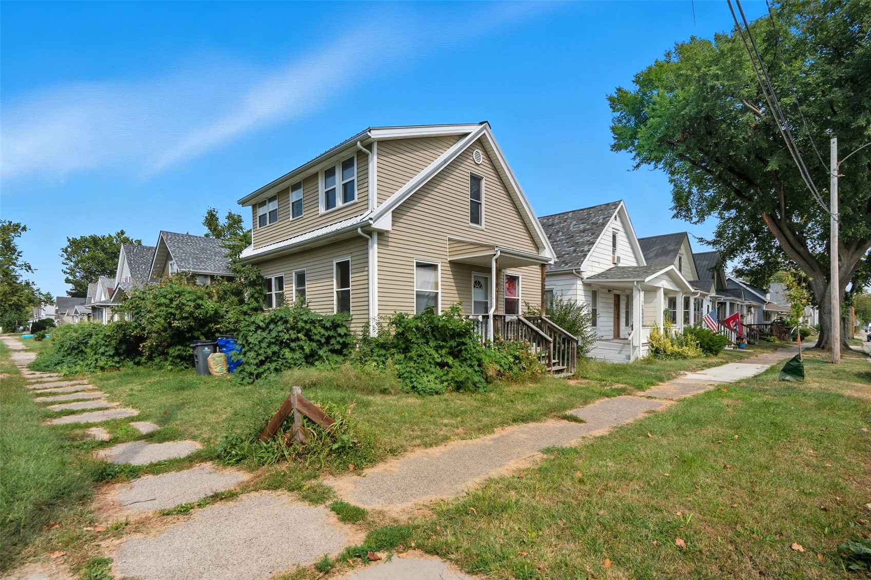 828 8th Avenue SW Cedar Rapids IA 52404