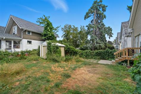 828 8th Avenue SW Cedar Rapids IA 52404