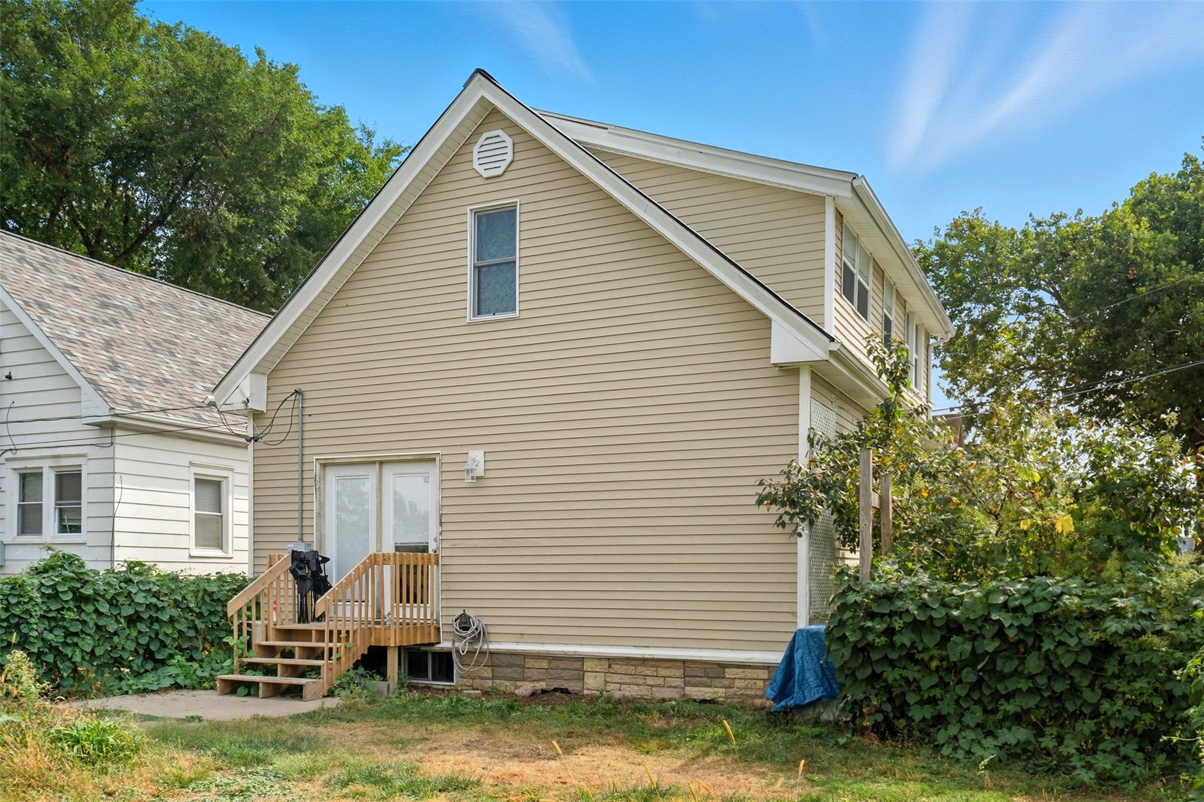 828 8th Avenue SW Cedar Rapids IA 52404