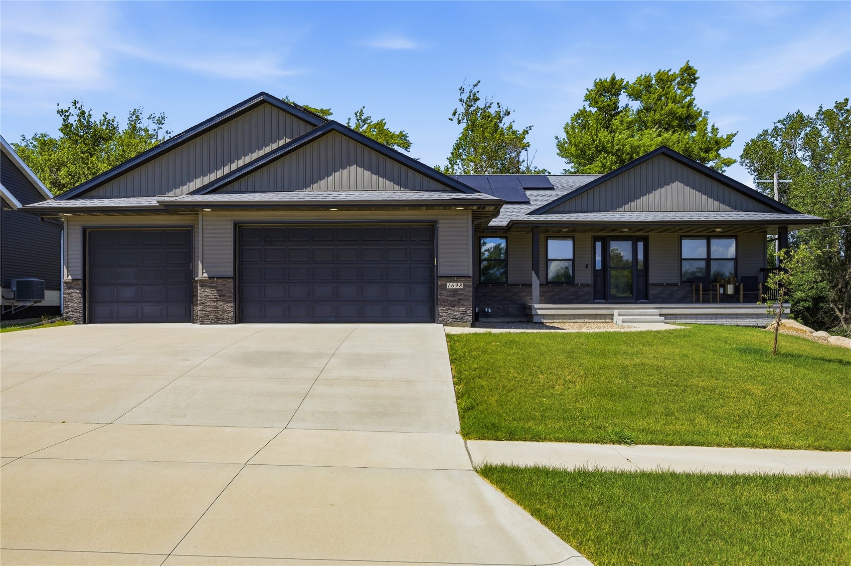 1698 Foxborough Drive Marion IA 52302