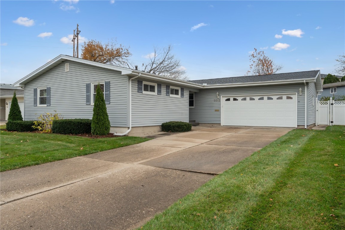 5015 Rich Mar Lane NW Cedar Rapids IA 52405