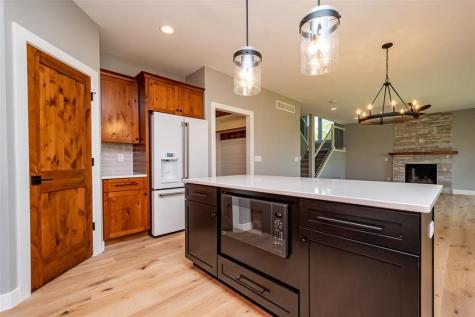 3073 Ridgeview Circle Coralville IA 52241