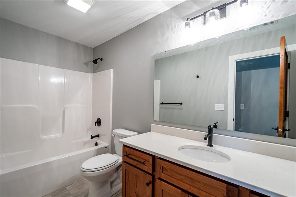 3073 Ridgeview Circle Coralville IA 52241