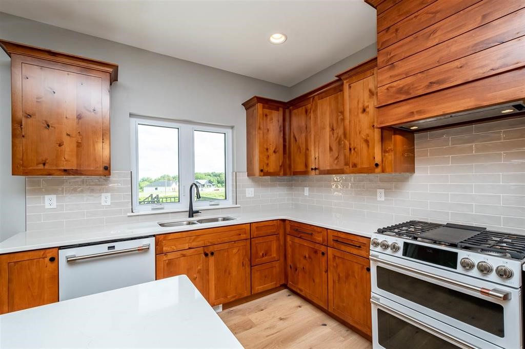 3073 Ridgeview Circle Coralville IA 52241