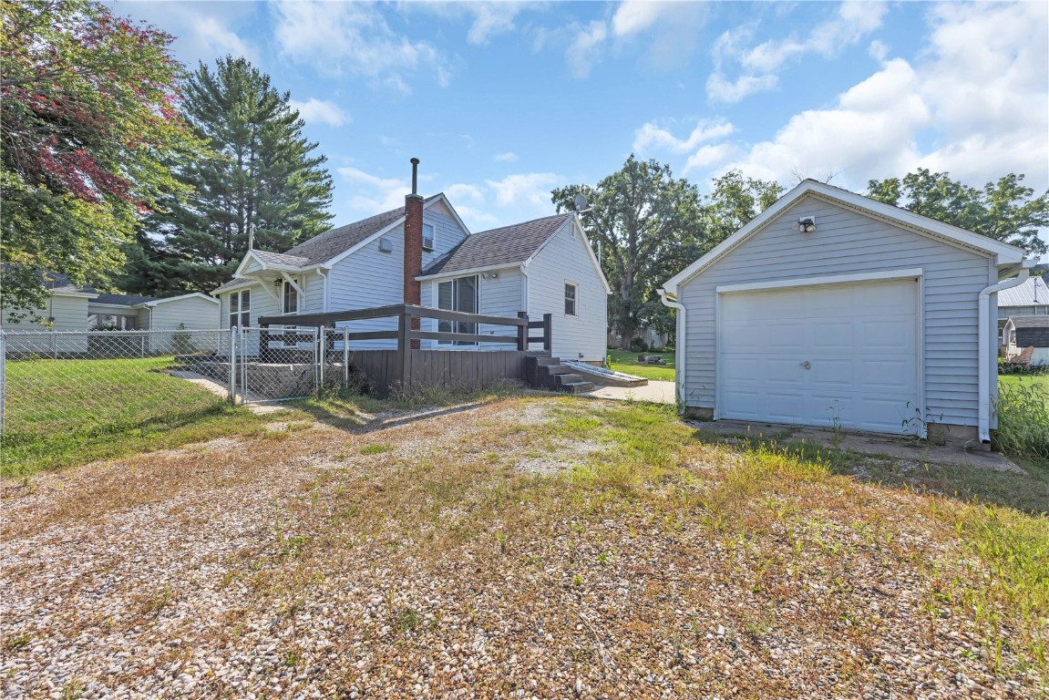 113 E Vinton Street Coggon IA 52218