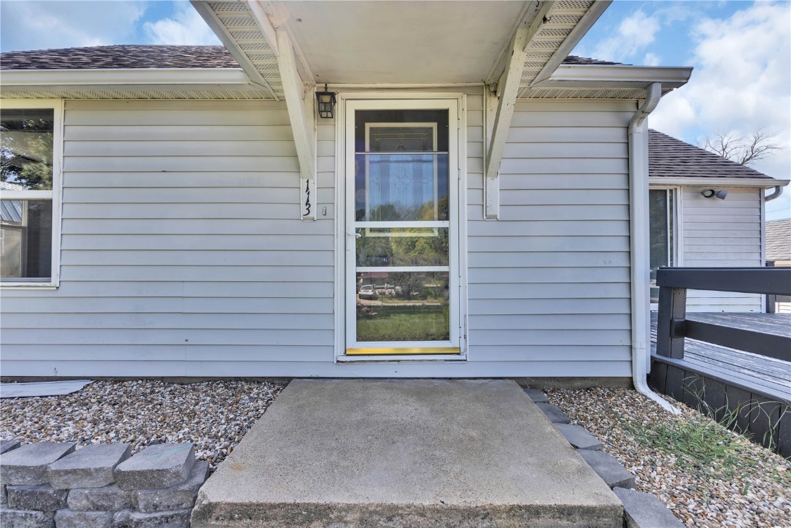 113 E Vinton Street Coggon IA 52218