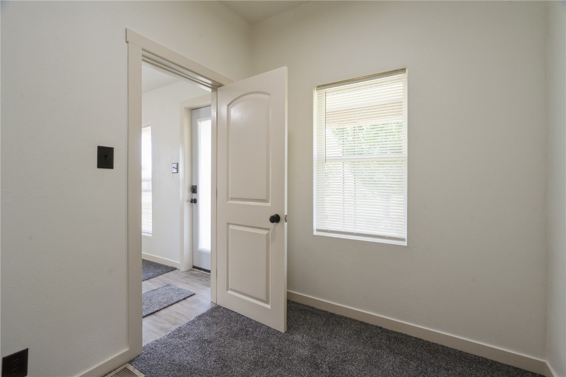 1523 1st Street SW Cedar Rapids IA 52404