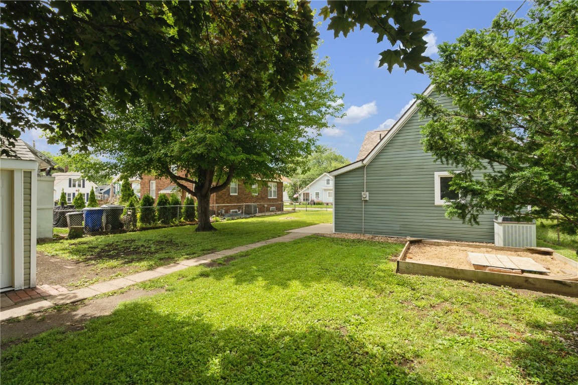 1523 1st Street SW Cedar Rapids IA 52404