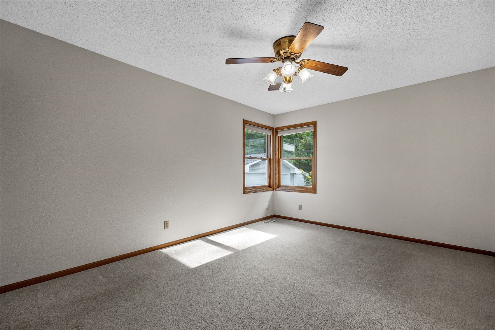5504 Tower Terrace Road NE Cedar Rapids IA 52411