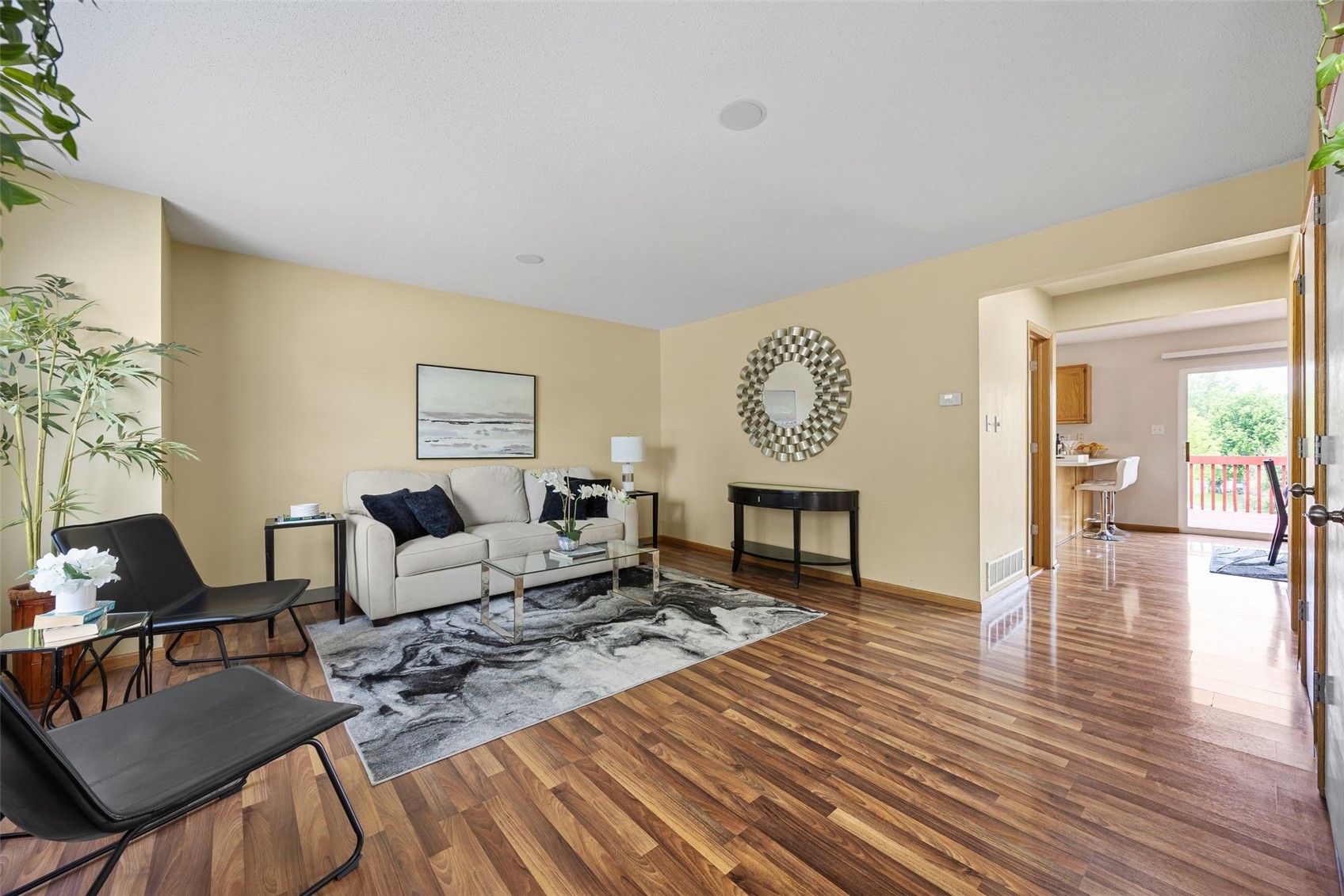 1346 Sweeting Lane Coralville IA 52241