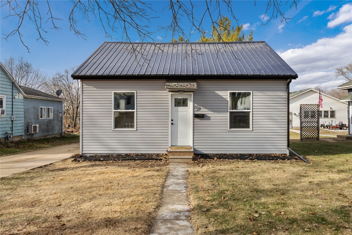 59 Walnut Street Tipton IA 52772