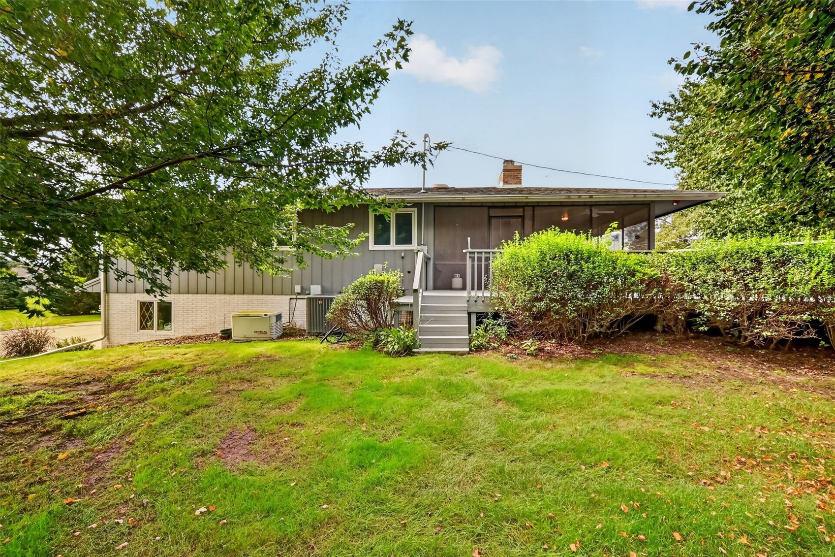 1515 Washington Drive Vinton IA 52349