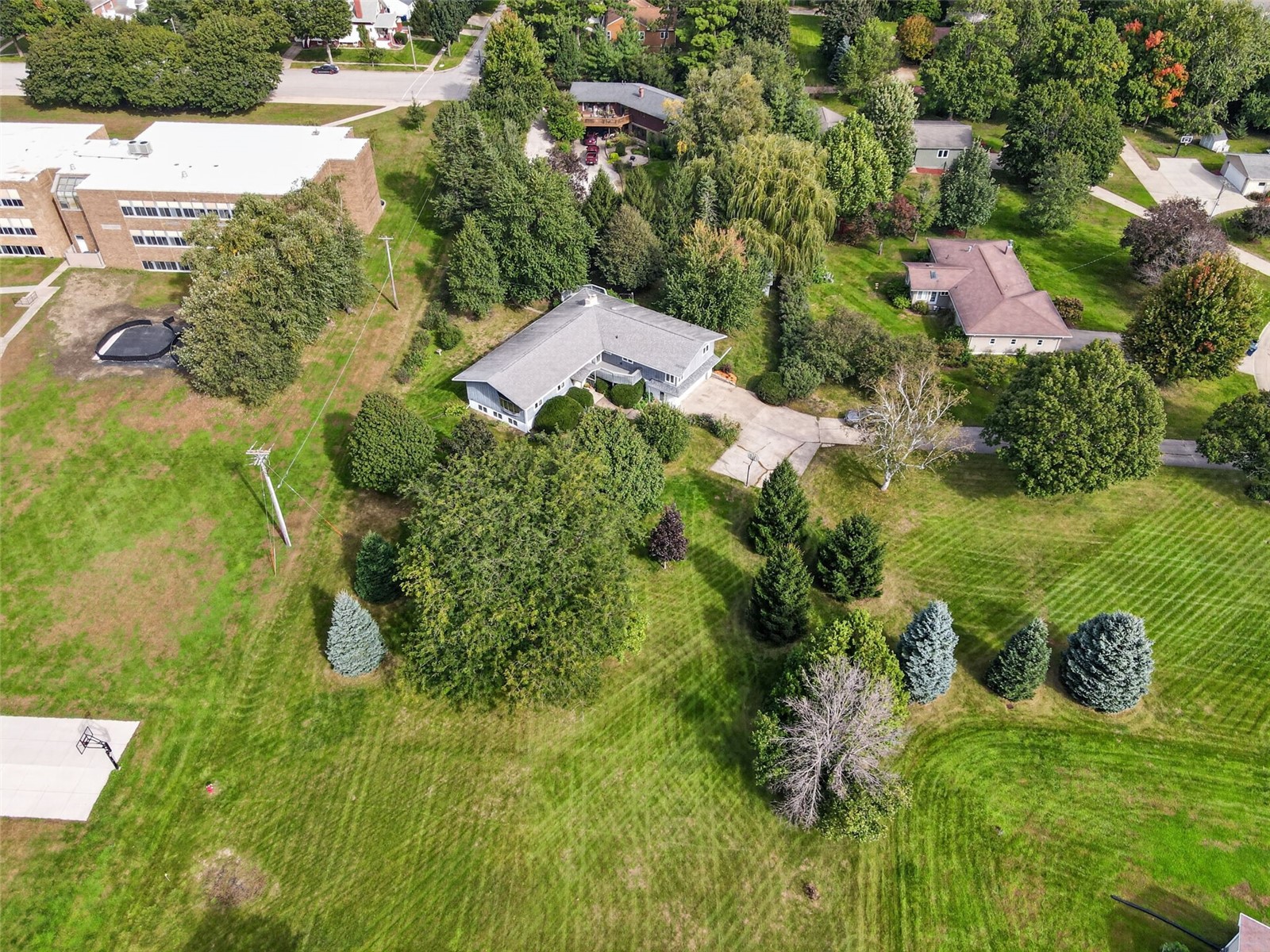 1515 Washington Drive Vinton IA 52349