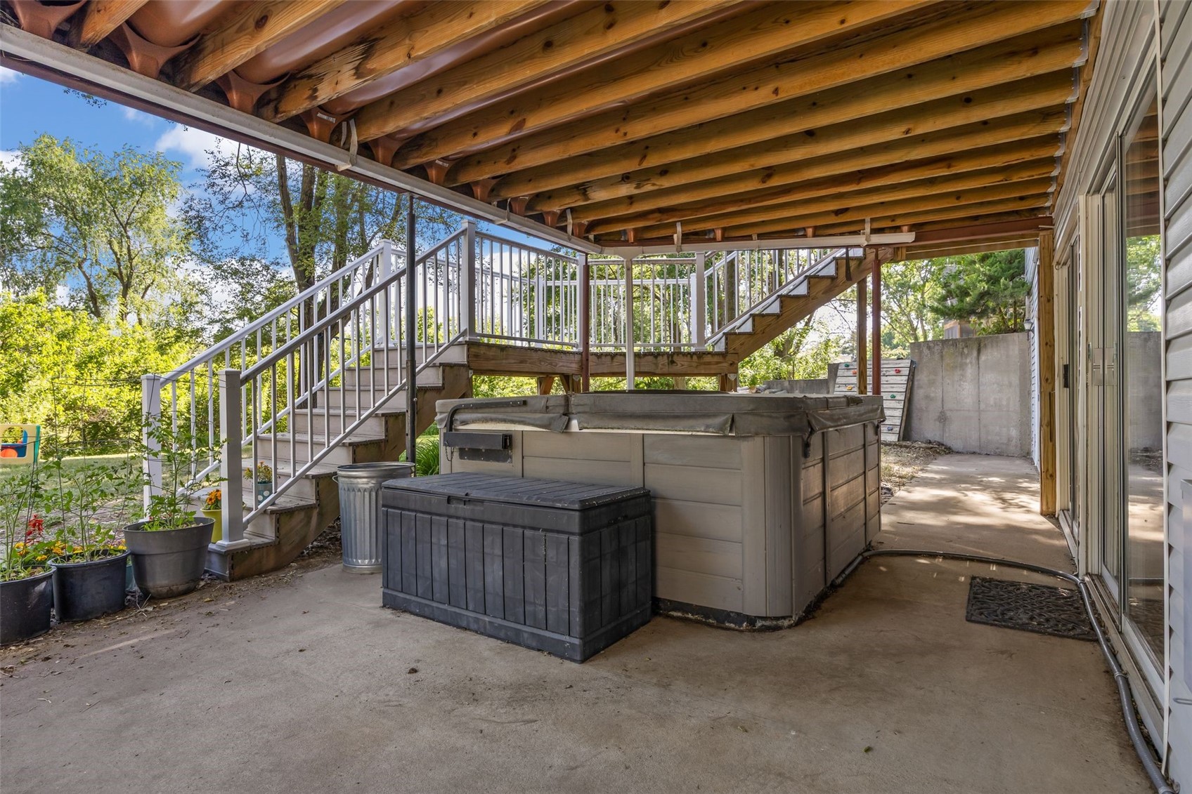 1650 W Forevergreen Road North Liberty IA 52317
