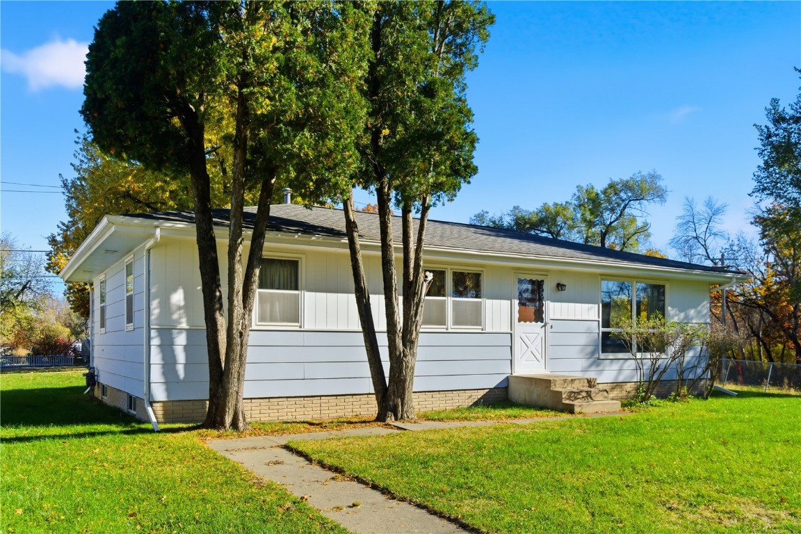 1223 Vernon Hill Boulevard Cedar Rapids IA 52403