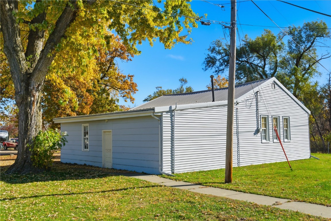 1223 Vernon Hill Boulevard Cedar Rapids IA 52403