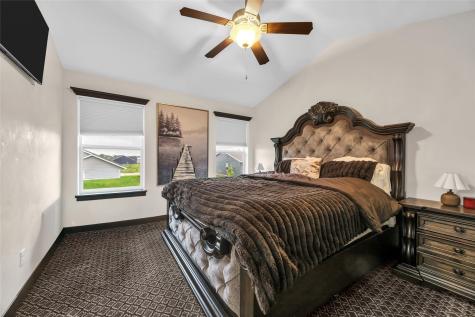 2923 SW James Parkway Cedar Rapids IA 52404